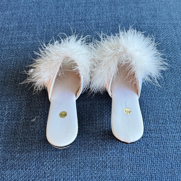 Feather Trimmed Satin Heeled Slippers 6.5, Vintage-Inspired Glam Boudoir Mules - Picture 3 of 8